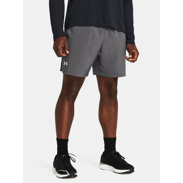 Spodenki do biegania męskie Under Armour Launch 7". Szare szorty męskie Under Armour, bez kołnierzyka. Za 99.99 zł.