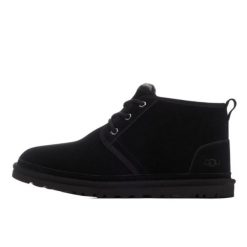 Buty do chodzenia dla dorosłych UGG Neumel Boot Black. Czarne buty sportowe na co dzień damskie Ugg, bez wzorów, trekkingowe. Za 664.10 zł.