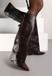 Bordowe Kozaki na Obcasie Ozdobione Wywiniętą Cholewką z Paskami i Klamrami Liennia. Czerwone kozaki damskie Born2be, bez obcasa, na obcasie. Za 169.99 zł.