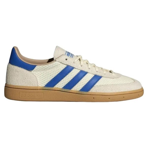 Męskie buty halowe retro design HANDBALL SPEZIAL. Białe buty trekkingowe męskie Adidas, z gumy, bez zapięcia, do piłki ręcznej. Za 473.35 zł.