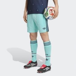 Shorty Zewnętrzny Niemcy Coupe du Monde 2026. Niebieskie szorty męskie Adidas, bez wzorów, sportowe. Za 199.00 zł.