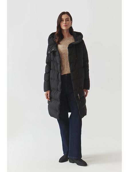 TATUUM Płaszcz puchowy w kolorze czarnym rozmiar: 44. Czarne płaszcze damskie Tatuum, bez wzorów, z puchu. Za 371.59 zł.