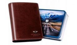 Portfel skórzany Peterson [DH] PTN 22309-VT brązowy. Brązowe portfele męskie Peterson, bez wzorów, ze skóry. Za 102.99 zł.