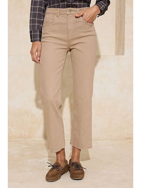 Trendyol Dżinsy - Flare fit - w kolorze jasnobrązowym rozmiar: 40. Brązowe jeansy damskie Trendyol, z podwyższonym stanem. Za 114.95 zł.