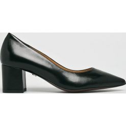 Solo Femme - Czółenka. Czarne czółenka damskie Solo Femme, bez wzorów, z materiału, bez obcasa, na obcasie. W wyprzedaży za 219.90 zł.