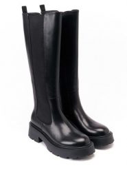 British Passport Skórzane kozaki w kolorze czarnym rozmiar: 41. Czarne kozaki damskie British Passport, bez obcasa. Za 523.38 zł.