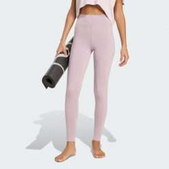 Legginsy All Me Essentials Full-Length. Czerwone legginsy damskie Adidas, bez wzorów, z materiału. Za 199.00 zł.