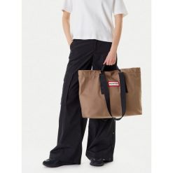 Torebka Hunter. Brązowe torebki klasyczne damskie Hunter, bez wzorów, bez dodatków. Za 159.99 zł.