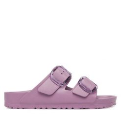 Klapki Birkenstock. Czerwone klapki damskie Birkenstock, bez wzorów, bez obcasa. Za 239.99 zł.