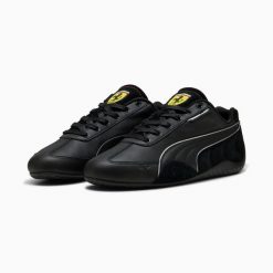 Buty sportowe Puma FERRARI SPEEDCAT 30890501. Czarne buty sportowe na co dzień damskie Puma, z gumy, bez zapięcia. Za 302.99 zł.
