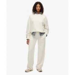 Bluza damska Superdry Studios. Białe bluzy bez kaptura damskie Superdry. Za 288.40 zł.