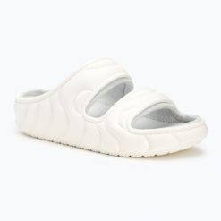 Klapki Crocs Classic Cozzzy Overpuff Sandal. Białe klapki damskie Crocs. Za 229.99 zł.