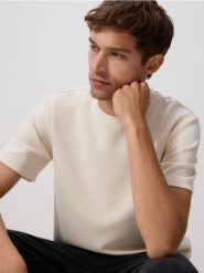 T-shirt regular z modalem - beżowy. Brązowe t-shirty męskie Reserved, l, bez wzorów, z dzianiny, bez kołnierzyka. Za 89.99 zł.