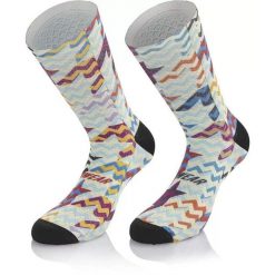 Skarpetki Mb Wear Fun H17 Founder T.PDP. Czarne skarpetki damskie MB WEAR, bez wzorów. Za 77.39 zł.