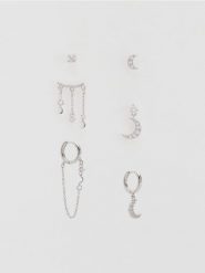 Posrebrzane kolczyki z cyrkoniami - srebrny. Szare kolczyki damskie Reserved, z cyrkonią, posrebrzane. Za 99.99 zł.