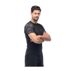 T-shirt Męski Astra. Czarne t-shirty męskie MAGNUM, l, bez wzorów, z materiału, bez kołnierzyka. Za 107.10 zł.