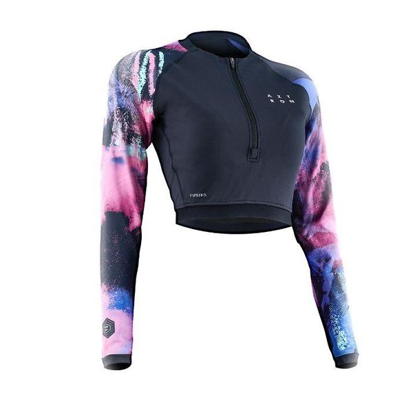 Koszulka do sportów wodnych z ochroną UV damska Aztron Rashguard Papillon. Czarne t-shirty damskie Aztron, s, bez wzorów, z elastanu, bez kołnierzyka. Za 169.99 zł.
