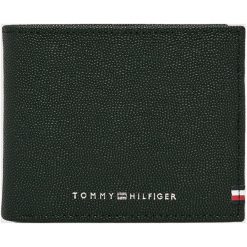 Tommy Hilfiger - Portfel skórzany + brelok. Czarne portfele męskie Tommy Hilfiger, bez wzorów, z materiału. W wyprzedaży za 199.90 zł.