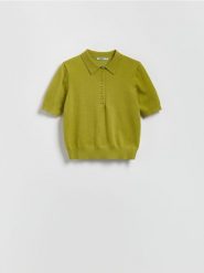 Sweter z kołnierzykiem - oliwkowy. Zielone swetry klasyczne damskie Reserved, l, z dzianiny, bez kołnierzyka. W wyprzedaży za 49.99 zł.