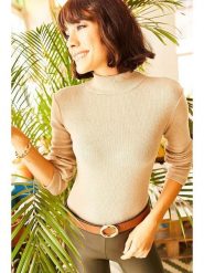 Olalook Sweter w kolorze beżowym rozmiar: onesize. Brązowe golfy damskie Olalook, bez wzorów, z bawełny, bez ramiączek. Za 34.99 zł.