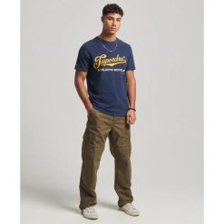 Ekologiczny T-shirt Superdry Vintage Scripted College. Niebieskie t-shirty męskie Superdry., m, bez wzorów, z bawełny, bez kołnierzyka. Za 193.65 zł.