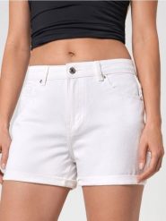 Szorty jeansowe mom high waist - biały. Białe szorty damskie Sinsay, bez wzorów, z bawełny, z podwyższonym stanem. Za 69.99 zł.