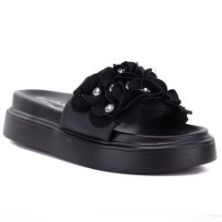 Klapki damskie na platformie w kwiaty czarne D&A by S.Barski MR61-9015. Czarne klapki damskie d&a, z aplikacjami, ze skóry ekologicznej, bez obcasa, na platformie. Za 179.99 zł.
