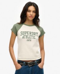 Koszulka z rękawami raglan Ath Ess Cap Sleeve od SUPERDRY. Białe t-shirty damskie Superdry., m, bez wzorów, z bawełny, bez kołnierzyka. Za 174.00 zł.