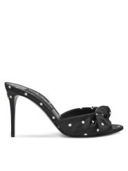 Dolce&Gabbana Klapki CR1750 AV885 Czarny. Czarne klapki damskie Dolce&Gabbana, bez wzorów, z materiału, bez obcasa. Za 2,269.00 zł.