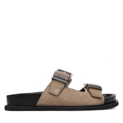 Klapki Tamaris. Brązowe klapki damskie Tamaris, bez wzorów, bez obcasa. Za 329.99 zł.