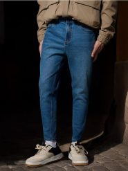 Jeansy cropped carrot - niebieski. Niebieskie jeansy męskie Sinsay. Za 39.99 zł.