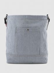 Levi's Torebka w kolorze biało-niebieskim - 34 x 32 x 13,5 cm rozmiar: onesize. Białe torebki klasyczne damskie Levi's, bez wzorów, z bawełny, bez dodatków. Za 146.28 zł.