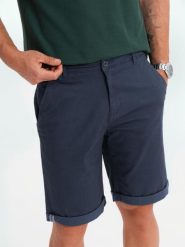 Męskie klasyczne szorty chino z podwiniętą nogawką - granatowe V10. Niebieskie szorty męskie Ombre Clothing, na lato, bez wzorów, z bawełny, klasyczne. W wyprzedaży za 149.99 zł.