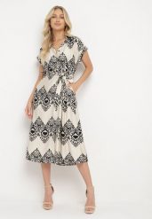 Beżowo-Czarna Taliowana Sukienka Boho z Wiskozą Wiązana w Talii Paskiem Losofia. Brązowe sukienki damskie Born2be, na co dzień, na lato, l, z aplikacjami, z wiskozy, boho, bez kołnierzyka, bez ramiączek, midi. W wyprzedaży za 111.99 zł.