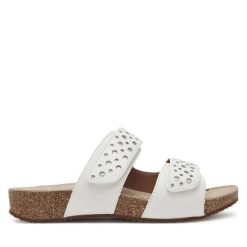 Klapki Josef Seibel. Białe klapki damskie Josef Seibel, bez wzorów, bez obcasa. Za 329.99 zł.
