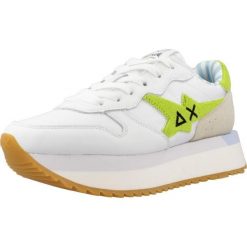 Buty SUN68 BIG STARGIRL Biały. Białe obuwie trekkingowe damskie SUN68. Za 485.99 zł.