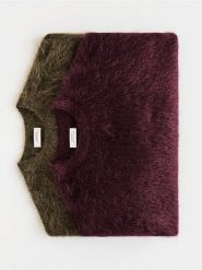 Sweter z moherem - mahoniowy. Brązowe swetry klasyczne damskie Reserved, l, z dzianiny, bez kołnierzyka. Za 359.99 zł.