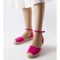 Różowe espadryle Licia. Czerwone espadryle damskie bez wzorów, z gumy, bez obcasa. Za 84.15 zł.