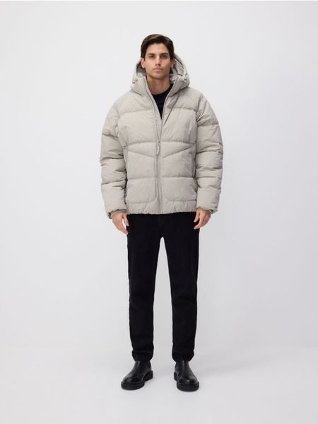 Kurtka z kapturem - złamana biel. Kurtki męskie Reserved, l, bez wzorów, z kapturem. W wyprzedaży za 79.99 zł.