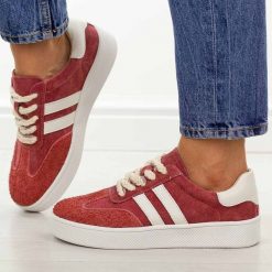 Bordowe skórzane półbuty damskie Filippo Dp7512/26. Czerwone półbuty damskie Filippo, bez wzorów, z jeansu, biznesowe, bez obcasa, na płaskiej podeszwie. Za 239.00 zł.