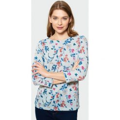 Prosty sweter w kwiaty. Swetry klasyczne damskie Greenpoint, z elastanu, bez kołnierzyka. Za 39.99 zł.