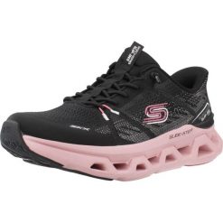 Buty SKECHERS SLIP - INS STEP ALTUS FAST LANE Czarny. Czarne obuwie trekkingowe damskie Skechers. Za 491.99 zł.