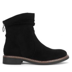 Botki Clara Barson. Czarne botki damskie Clara Barson, bez obcasa, na płaskiej podeszwie, bez zapięcia. Za 149.99 zł.