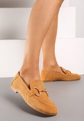 Brązowe Płaskie Mokasyny z Klamerką Chrisstelle. Brązowe mokasyny damskie Renee. Za 44.99 zł.