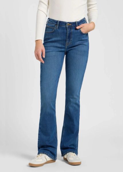 DAMSKIE SPODNIE LEE BREESE BOOT DEEP IN 112370942. Spodnie materiałowe damskie Lee, bez wzorów, z jeansu. Za 219.99 zł.