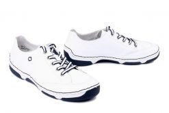 RIEKER 55901-80 white, półbuty damskie. Białe półbuty damskie Rieker, bez wzorów, bez obcasa. Za 349.90 zł.