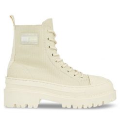 Botki Tommy Hilfiger. Brązowe botki damskie Tommy Hilfiger, bez obcasa, na płaskiej podeszwie, bez zapięcia. Za 449.99 zł.