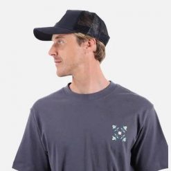 Czapka Oxbow Stocked Navy. Niebieskie czapki męskie Oxbow, bez wzorów. Za 156.51 zł.