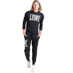 Bluza z bawełna z sznurek regulacyjny na co dzień. Czarne bluzy bez kaptura męskie LEONE 1947 APPAREL, bez wzorów, z bawełny, sportowe, bez kołnierzyka, bez ramiączek. W wyprzedaży za 115.94 zł.
