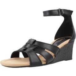 Sandały CLARKS KYARRA JOY Czarny. Czarne sandały damskie Clarks, bez wzorów, ze skóry, bez obcasa. Za 194.99 zł.